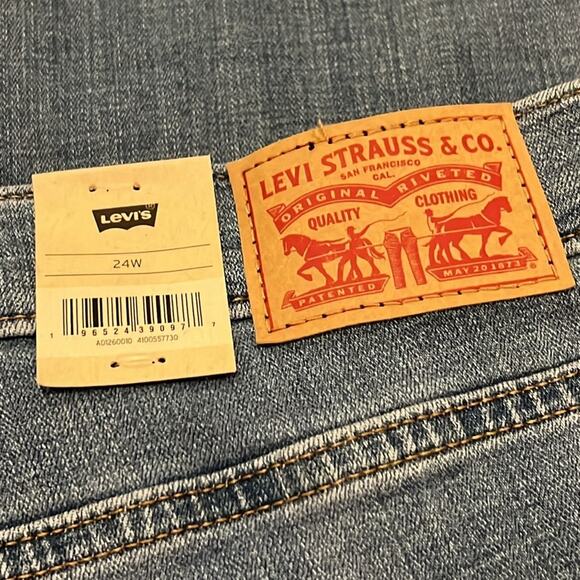 NWT Levi’s Jeans 311 Shaping Skinny Capris Womens Blue Stretch Mid Rise 24W NEW - Picture 6 of 16